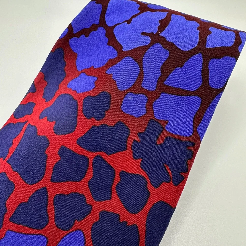 The Nature‎ Conservancy Karen Bierce Silk Giraffe Print Tie Purple Blue Red